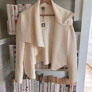 NWT-Anne Klein Blazer Soft